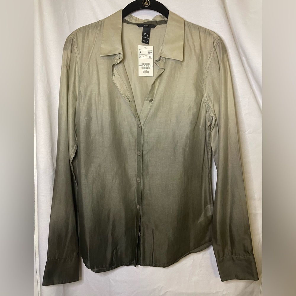 NWT H&M Semi Sheer Ombré Light-Olive Green Button Down Shirt Size 8 See Comment